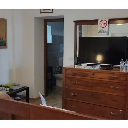 Elizabeth B&B Lentigione Екстериор снимка